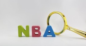 东契奇热身赛腿部拉伤 康复训练安排详解